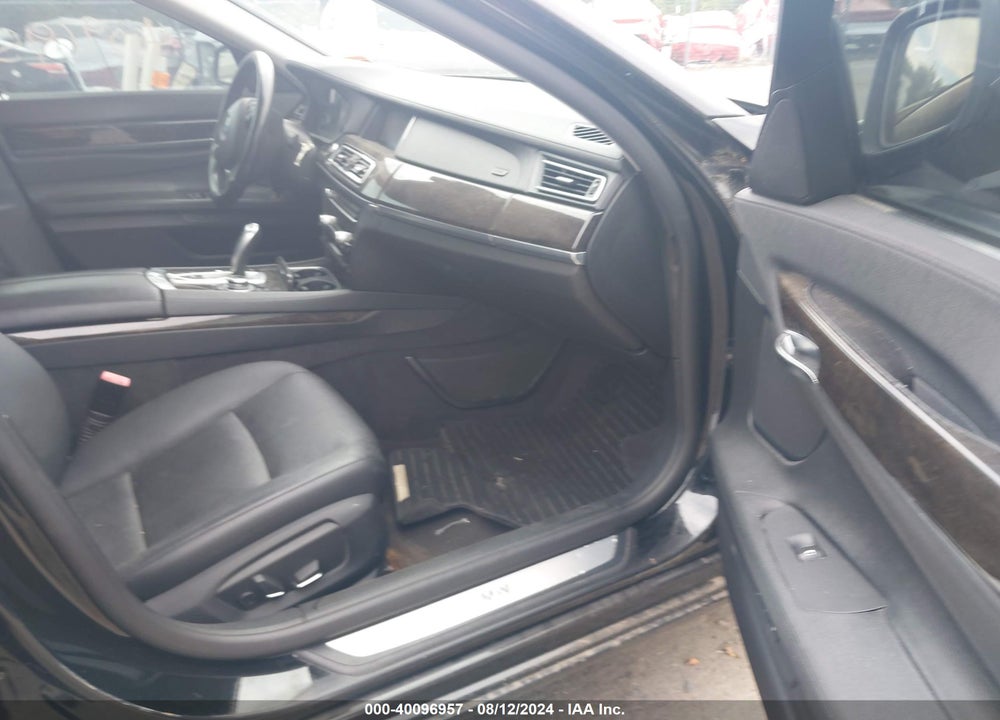 2013 BMW 740LI XDRIVE VIN: WBAYF4C59DDE23674