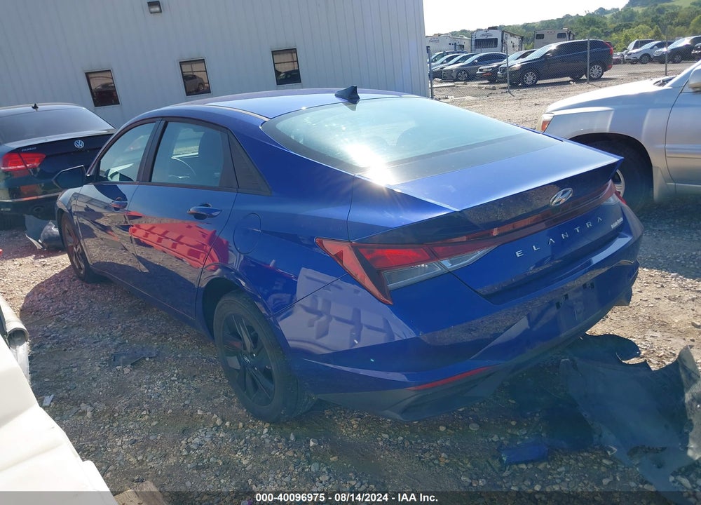 2023 HYUNDAI ELANTRA VIN: KMHLM4AG7PU379128