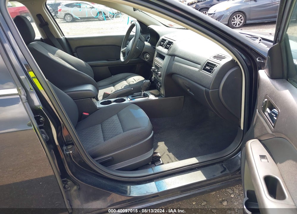 2010 FORD FUSION SE VIN: 3FAHP0HA5AR276581