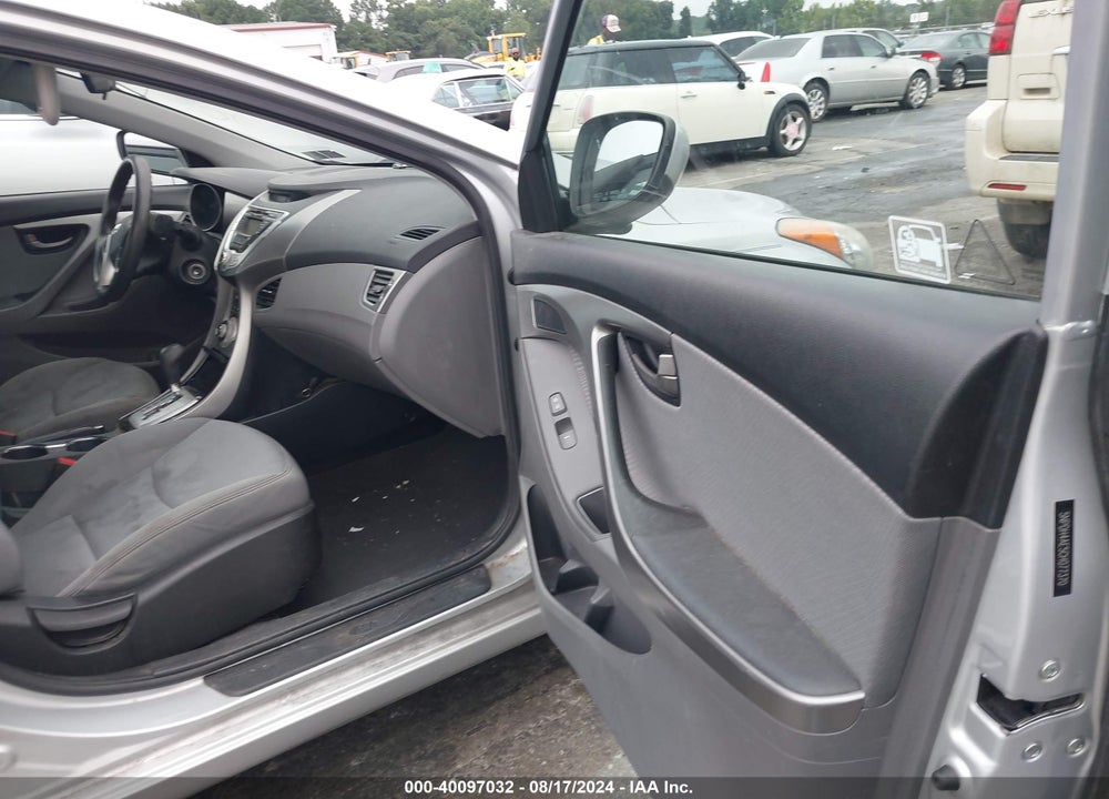 2012 HYUNDAI ELANTRA GLS PZEV VIN: 5NPDH4AE5CH077370