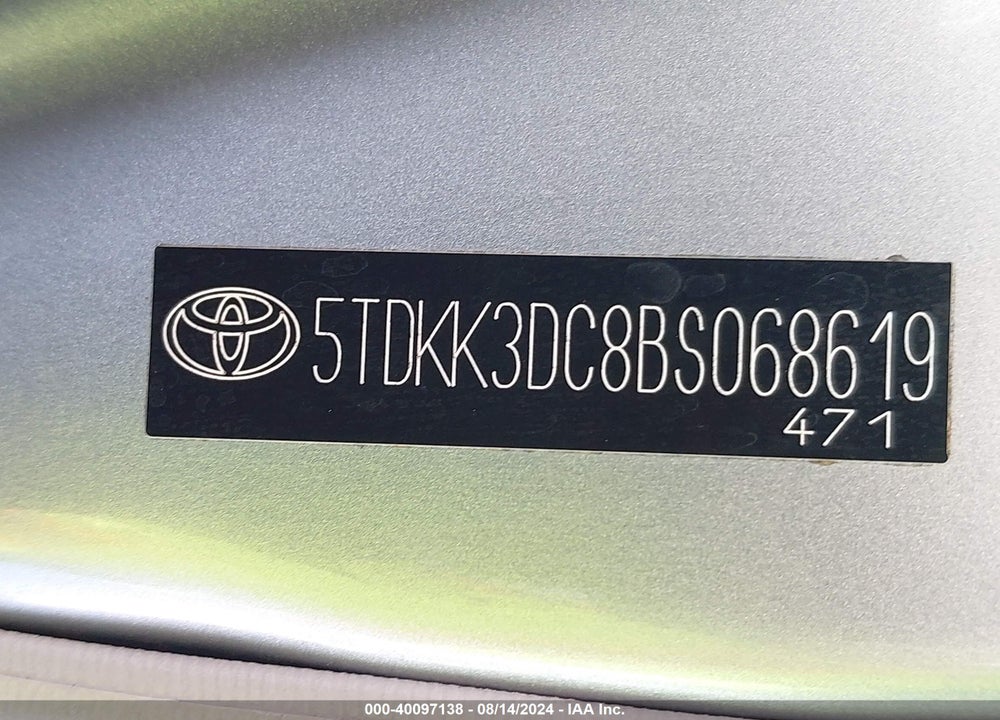 2011 TOYOTA SIENNA LE V6 VIN: 5TDKK3DC8BS068619