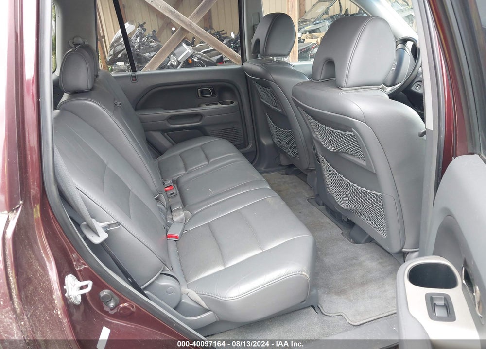 2008 HONDA PILOT EX-L VIN: 5FNYF18558B043589