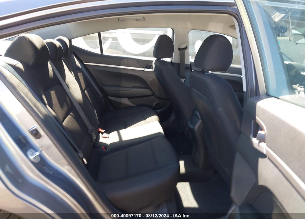 2019 HYUNDAI ELANTRA SE VIN: 5NPD74LF7KH429825