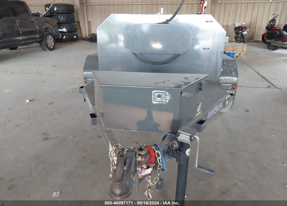 2023 LOAD TRAIL FUEL TRAILER VIN: 4ZEFT1120N1277557