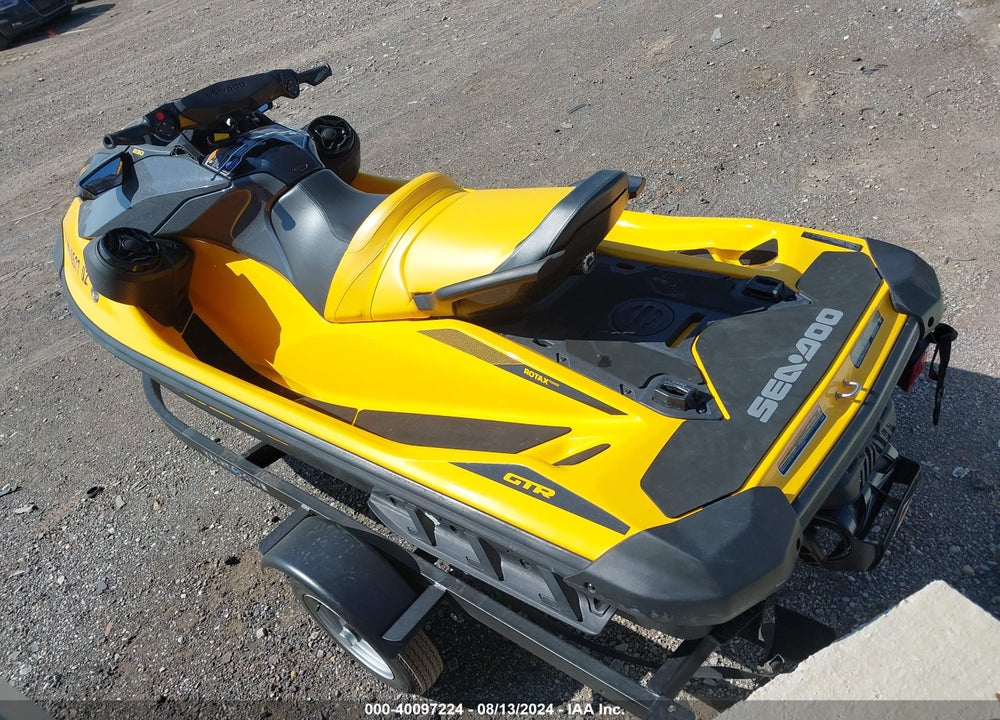 2024 SEADOO --- VIN: YDV91648D323