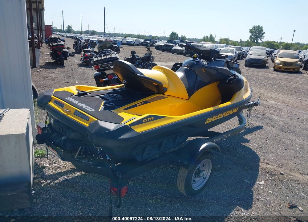 2024 SEADOO --- VIN: YDV91648D323