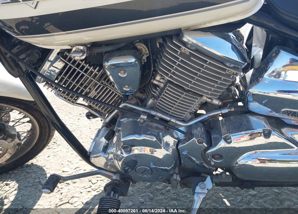 2002 YAMAHA XVS1100 A VIN: JYAVP11Y22A002708