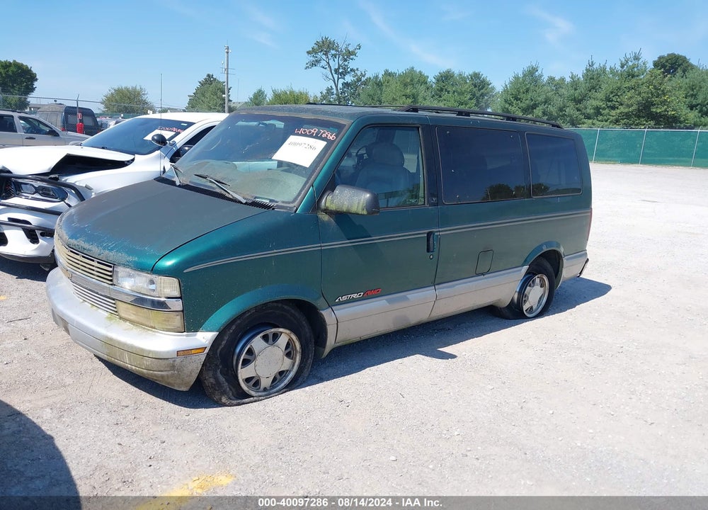 1998 CHEVROLET ASTRO VIN: 1GNEL19W8WB173781