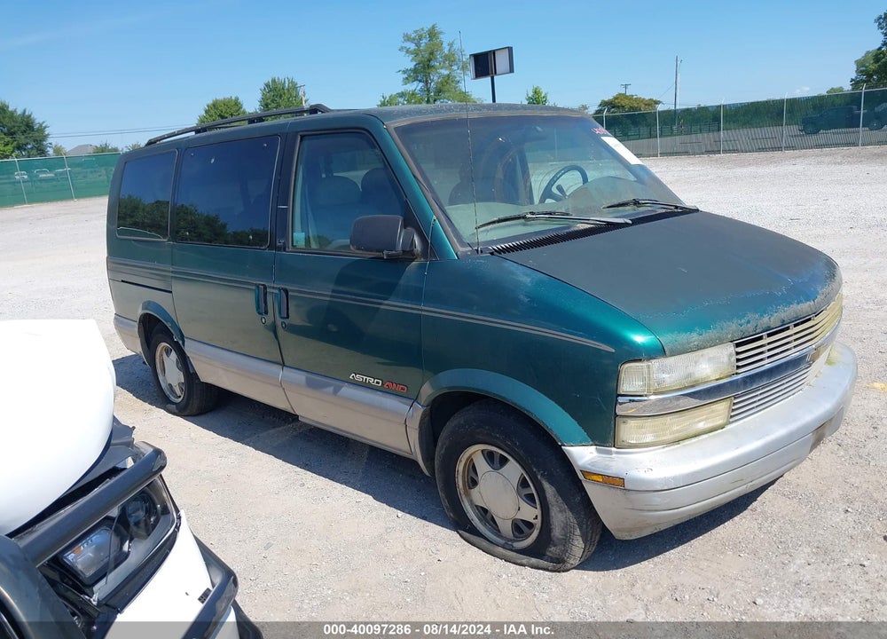 1998 CHEVROLET ASTRO VIN: 1GNEL19W8WB173781