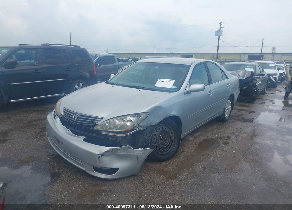 2005 TOYOTA CAMRY XLE VIN: 4T1BE32K95U530764