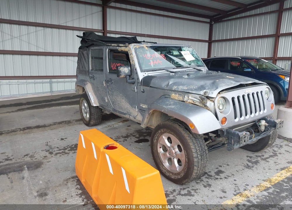 2013 JEEP WRANGLER UNLIMITED SAHARA VIN: 1C4BJWEG4DL665132