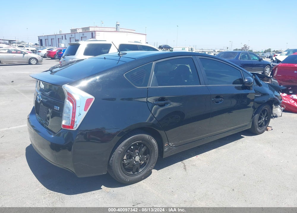 2013 TOYOTA PRIUS VIN: JTDKN3DU6D5626153