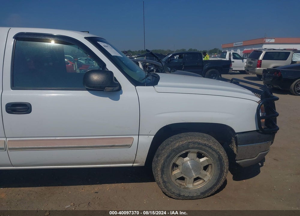 2005 CHEVROLET SILVERADO 1500 LS VIN: 1GCEK19TX5E178365
