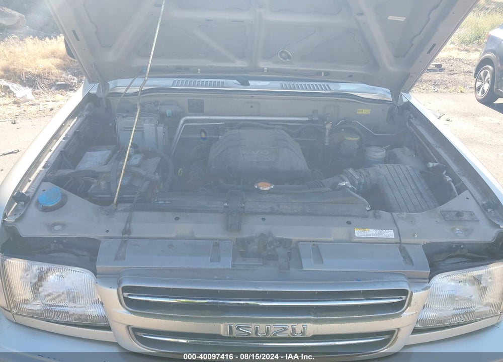 2002 ISUZU TROOPER LIMITED/LS/S VIN: JACDJ58X327J08490