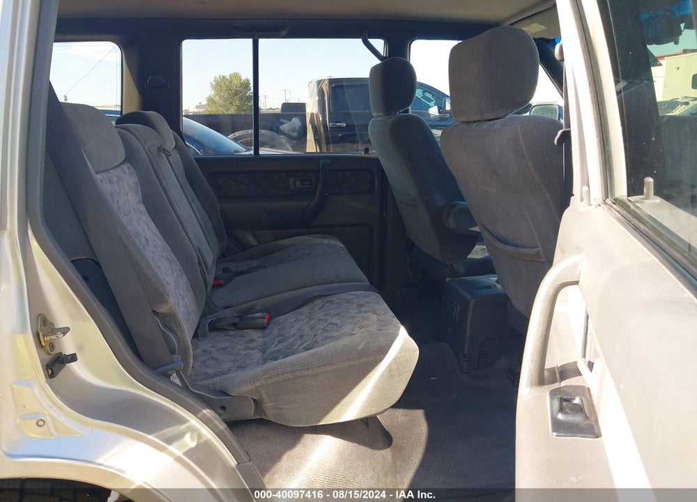 2002 ISUZU TROOPER LIMITED/LS/S VIN: JACDJ58X327J08490