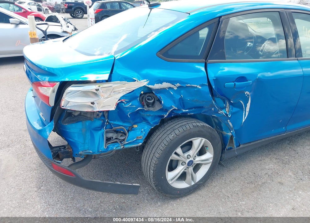 2014 FORD FOCUS SE VIN: 1FADP3F20EL452324