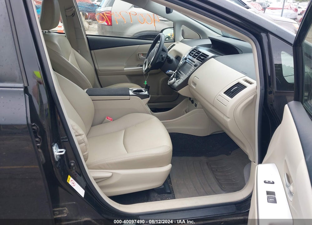 2013 TOYOTA PRIUS V FIVE VIN: JTDZN3EU3D3196445