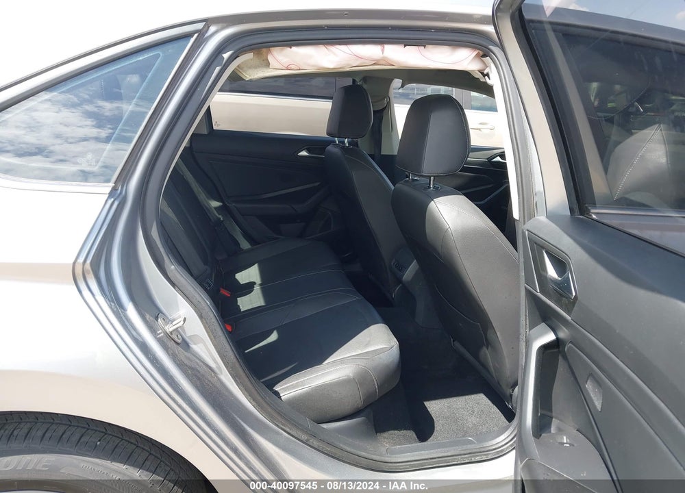 2019 VOLKSWAGEN JETTA 1.4T SEL VIN: 3VWEB7BU5KM234852