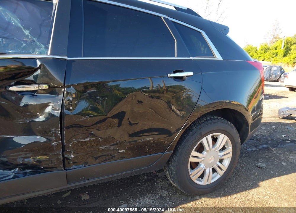 2013 CADILLAC SRX LUXURY COLLECTION VIN: 3GYFNGE31DS610943