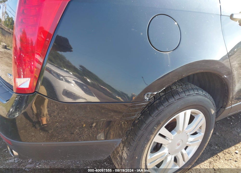 2013 CADILLAC SRX LUXURY COLLECTION VIN: 3GYFNGE31DS610943