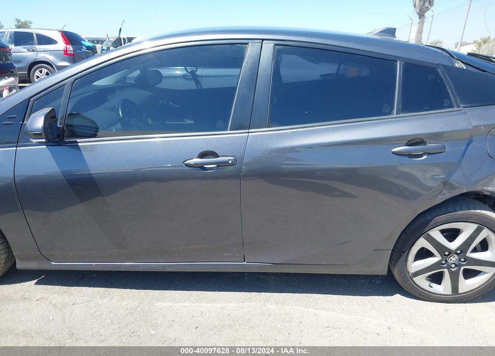 2017 TOYOTA PRIUS VIN: JTDKARFUXH3041024