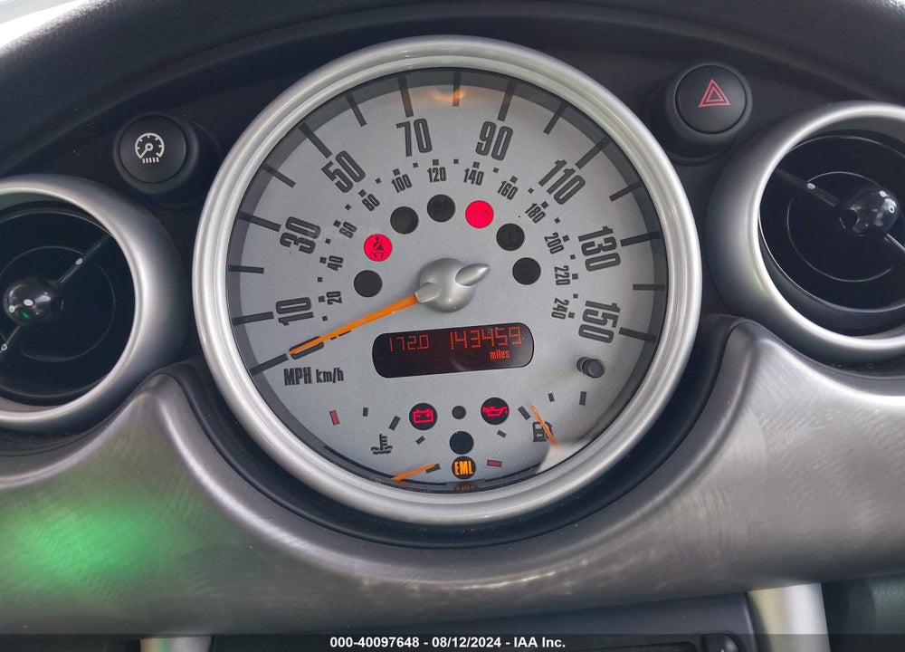 2005 MINI COOPER S VIN: WMWRE33415TD91335