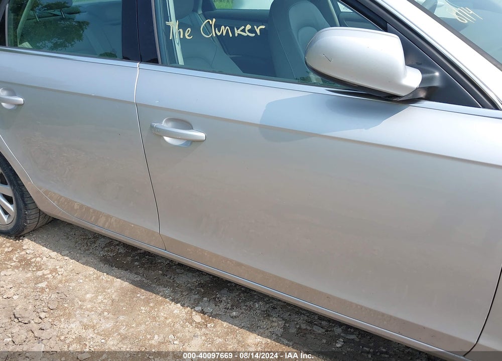 2013 AUDI A4 2.0T PREMIUM VIN: WAUAFAFL4DN021093