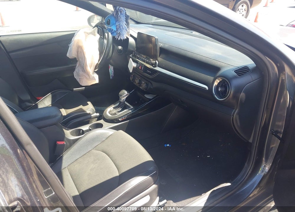 2021 KIA FORTE GT LINE VIN: 3KPF34AD9ME300157