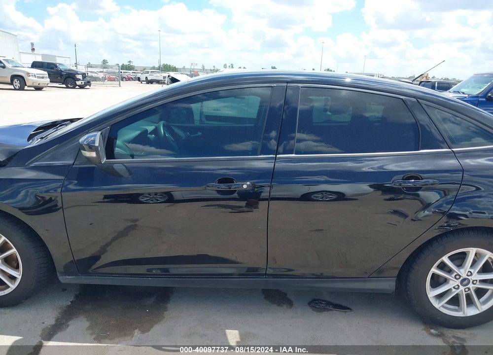 2016 FORD FOCUS SE VIN: 1FADP3F24GL383236