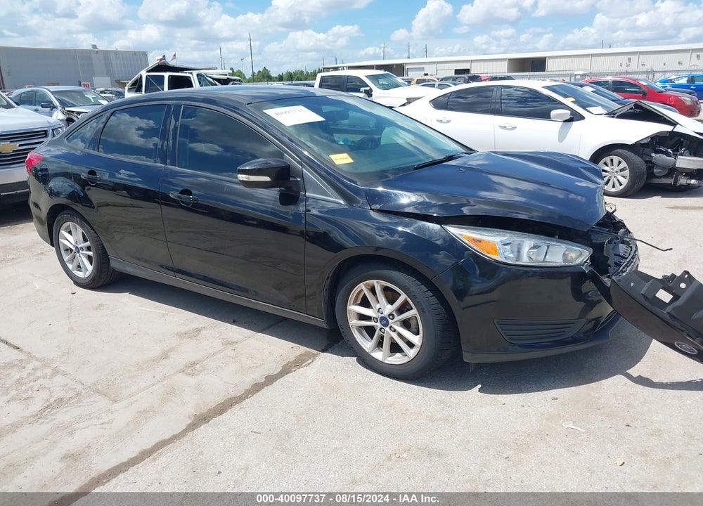 2016 FORD FOCUS SE VIN: 1FADP3F24GL383236