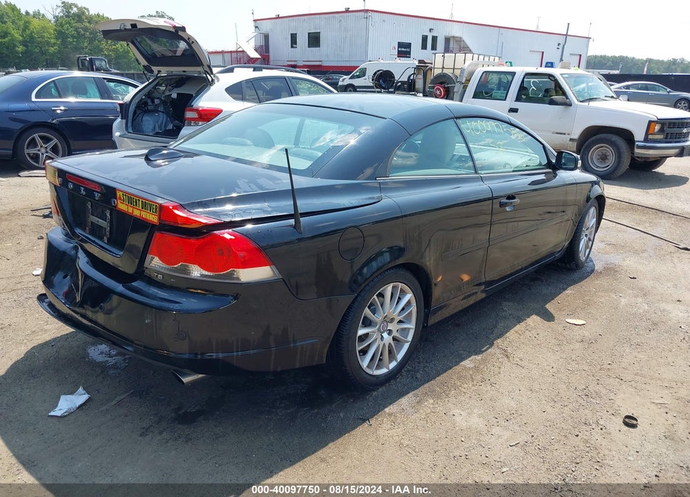 2009 VOLVO C70 T5 VIN: YV1MC67279J077758
