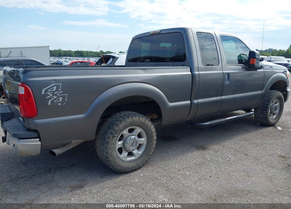 2014 FORD F-250 XLT VIN: 1FT7X2B68EEA68631