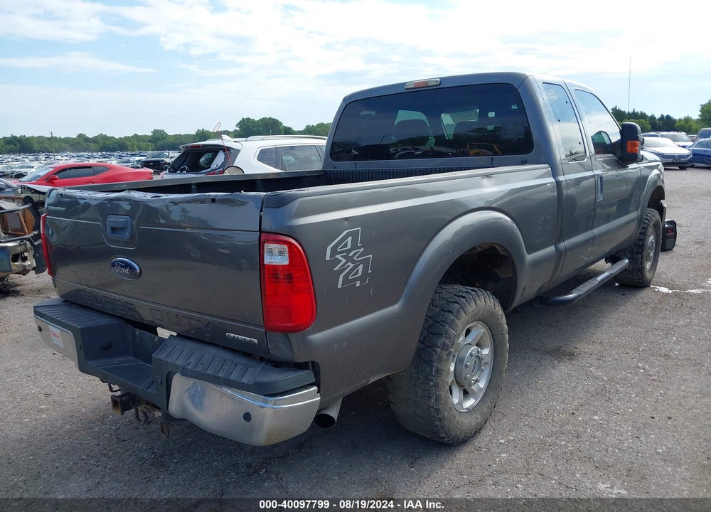 2014 FORD F-250 XLT VIN: 1FT7X2B68EEA68631