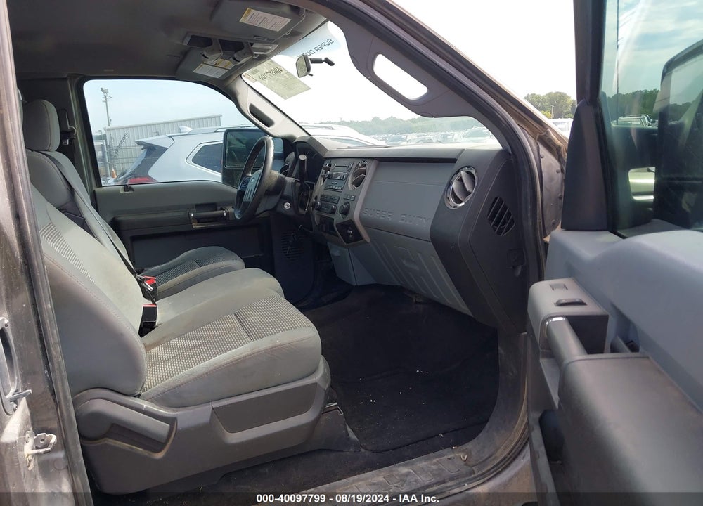 2014 FORD F-250 XLT VIN: 1FT7X2B68EEA68631