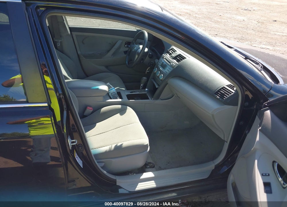 2008 TOYOTA CAMRY LE VIN: 4T1BE46K18U209564