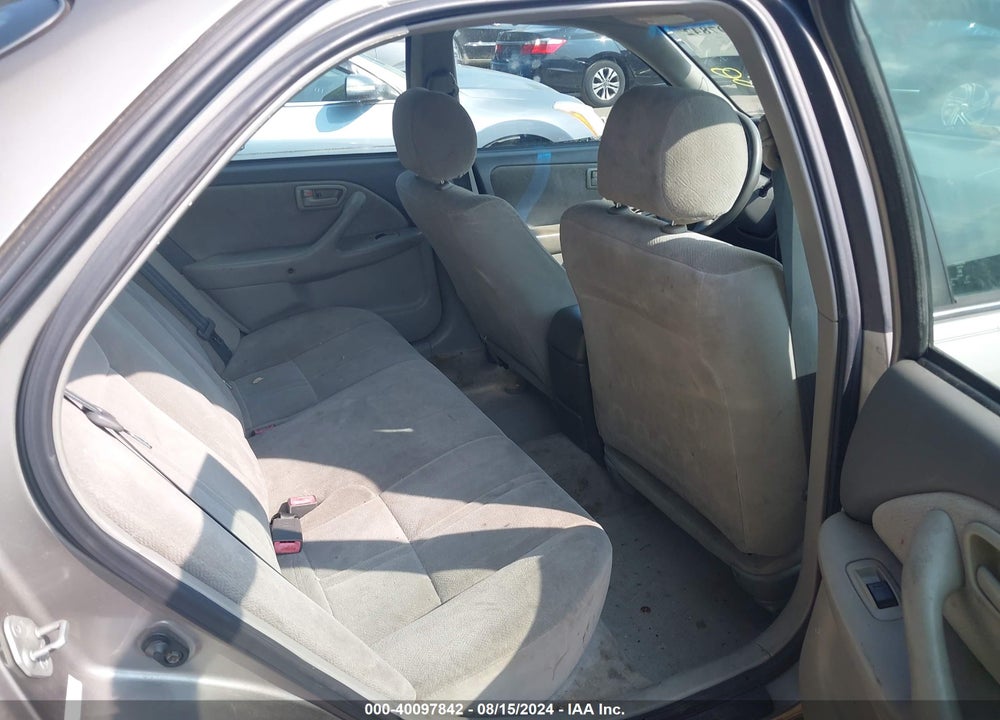 2000 TOYOTA CAMRY CE VIN: 4T1BG22K6YU669372