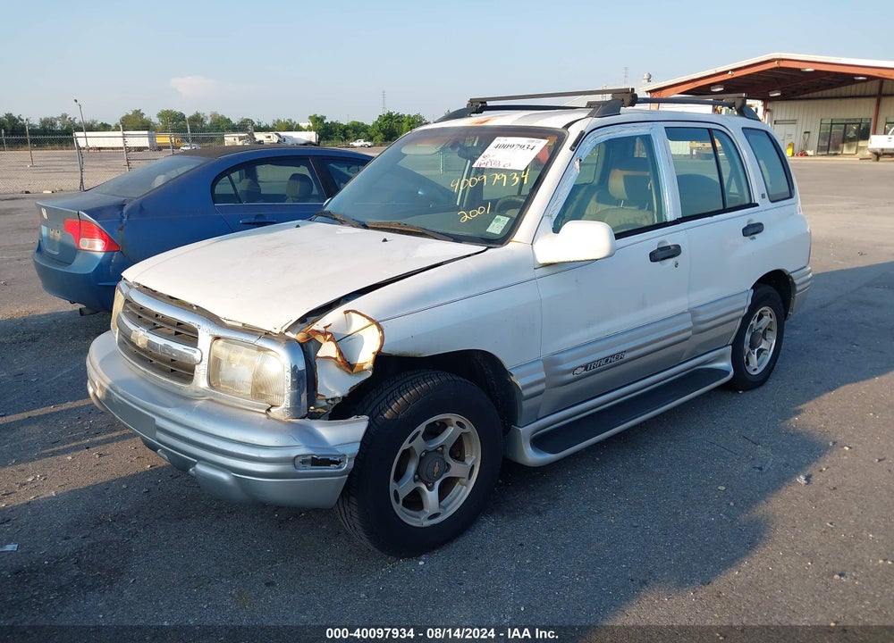 2001 CHEVROLET TRACKER HARD TOP LT VIN: 2CNBE634516938463