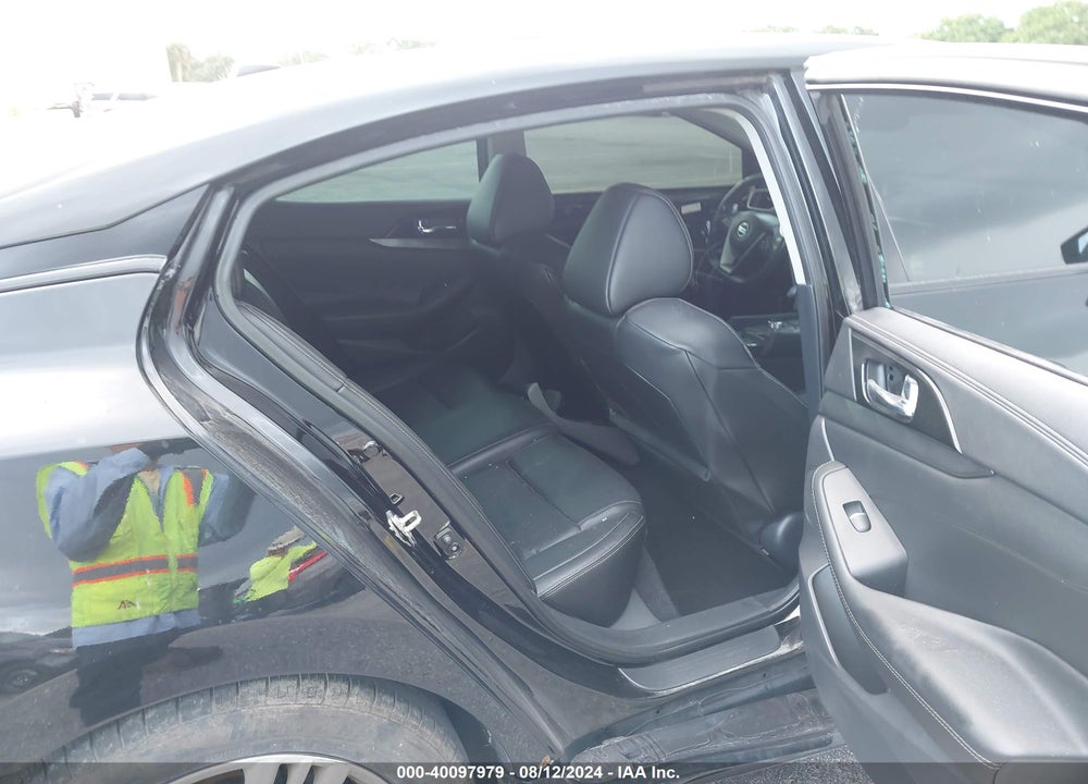 2017 NISSAN MAXIMA 3.5 SL VIN: 1N4AA6AP6HC416294