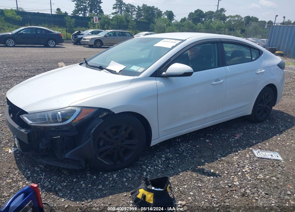 2017 HYUNDAI ELANTRA SE VIN: 5NPD84LF3HH115465