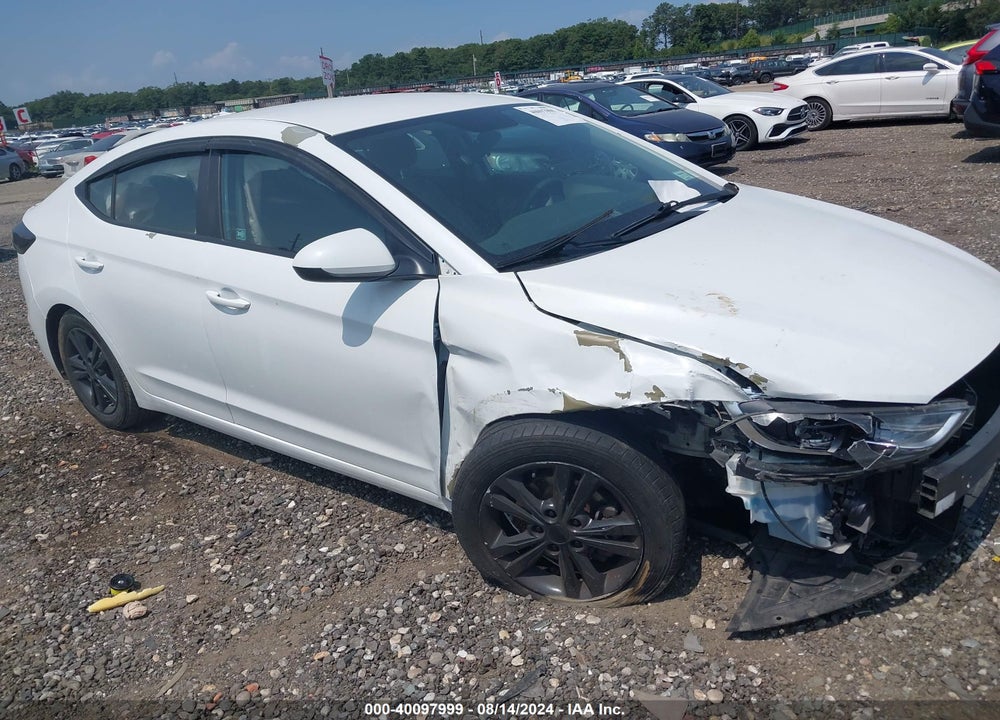 2017 HYUNDAI ELANTRA SE VIN: 5NPD84LF3HH115465