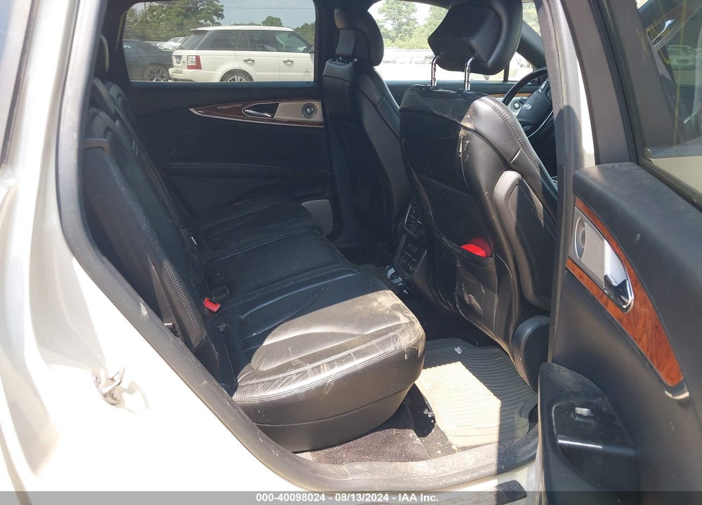 2016 LINCOLN MKX RESERVE VIN: 2LMTJ6LR7GBL38883