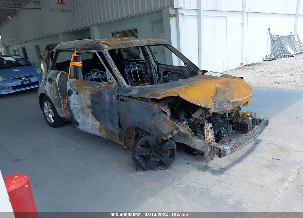 2017 KIA SOUL VIN: KNDJN2A28H7453786