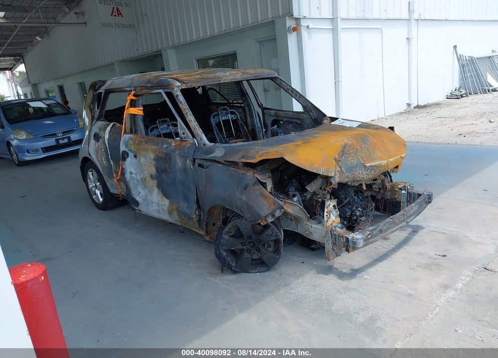2017 KIA SOUL VIN: KNDJN2A28H7453786