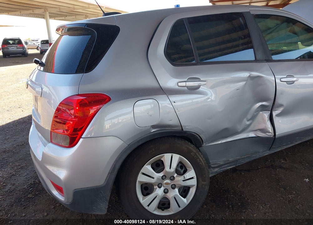 2018 CHEVROLET TRAX LS VIN: 3GNCJKSB5JL348604