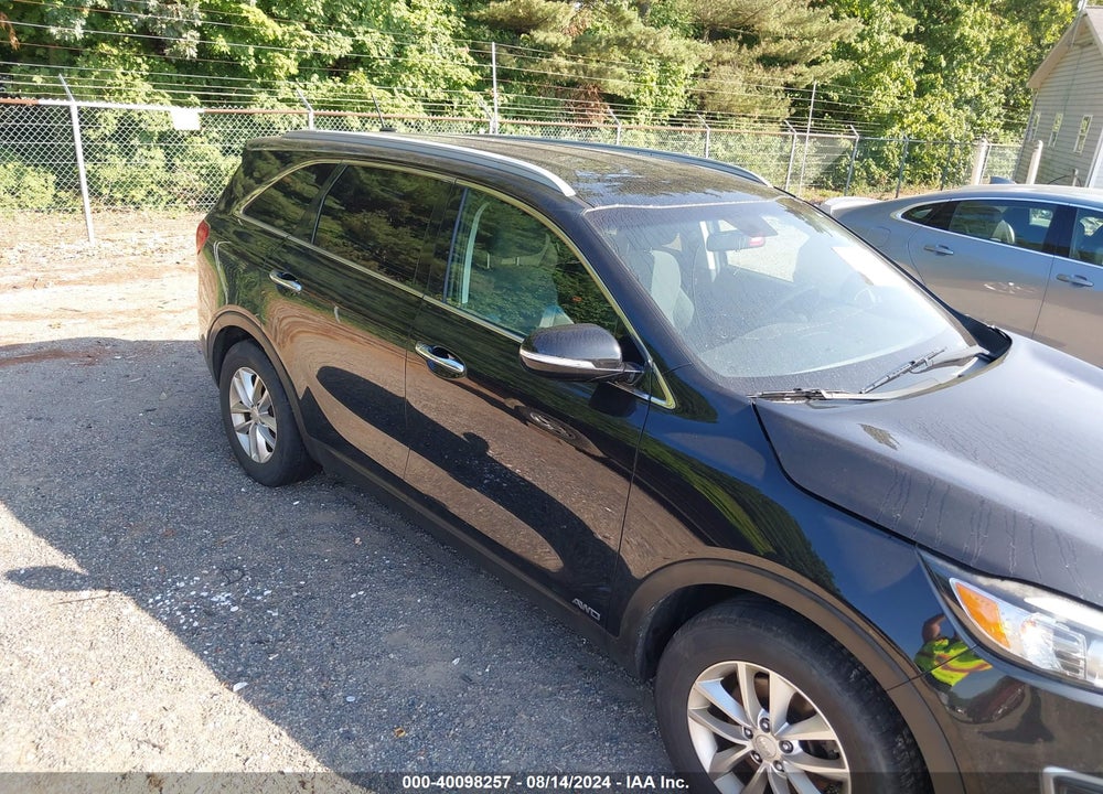 2016 KIA SORENTO 2.4L LX VIN: 5XYPGDA32GG147435