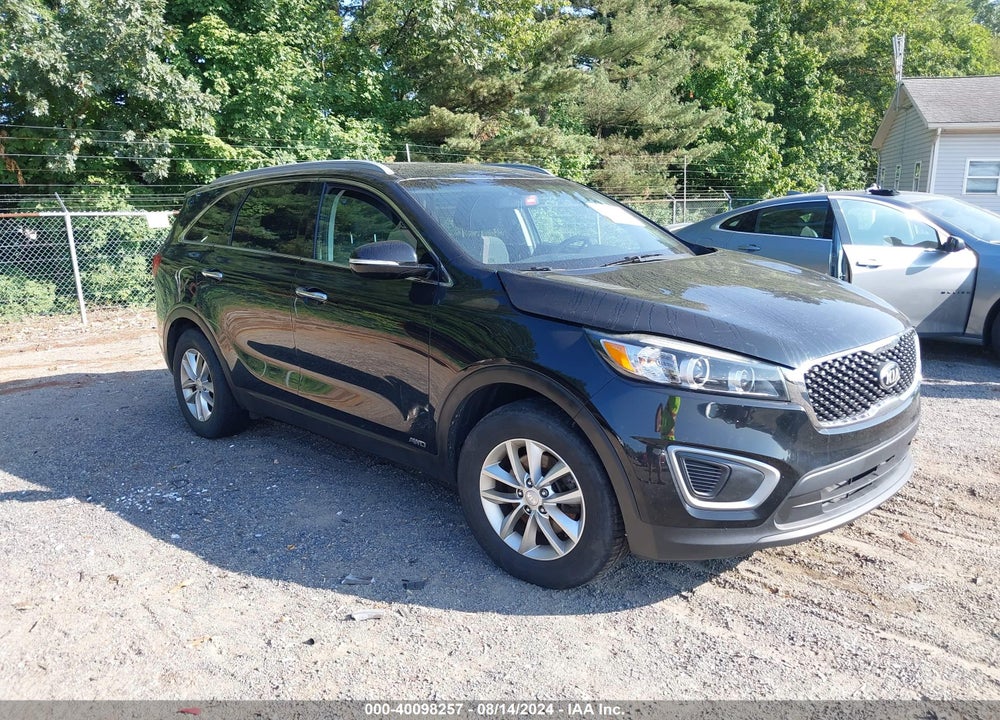 2016 KIA SORENTO 2.4L LX VIN: 5XYPGDA32GG147435