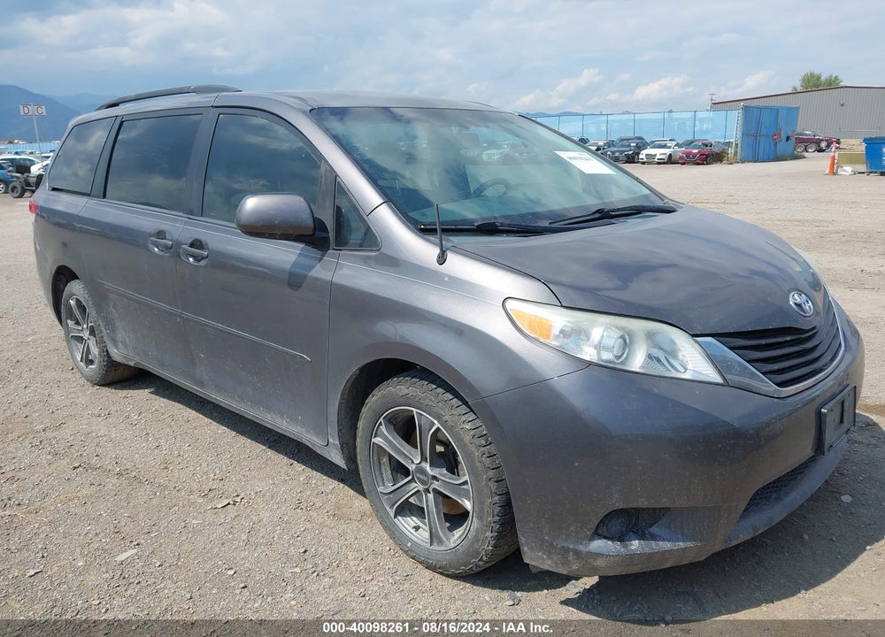 2013 TOYOTA SIENNA LE 7 PASSENGER VIN: 5TDJK3DC5DS060721