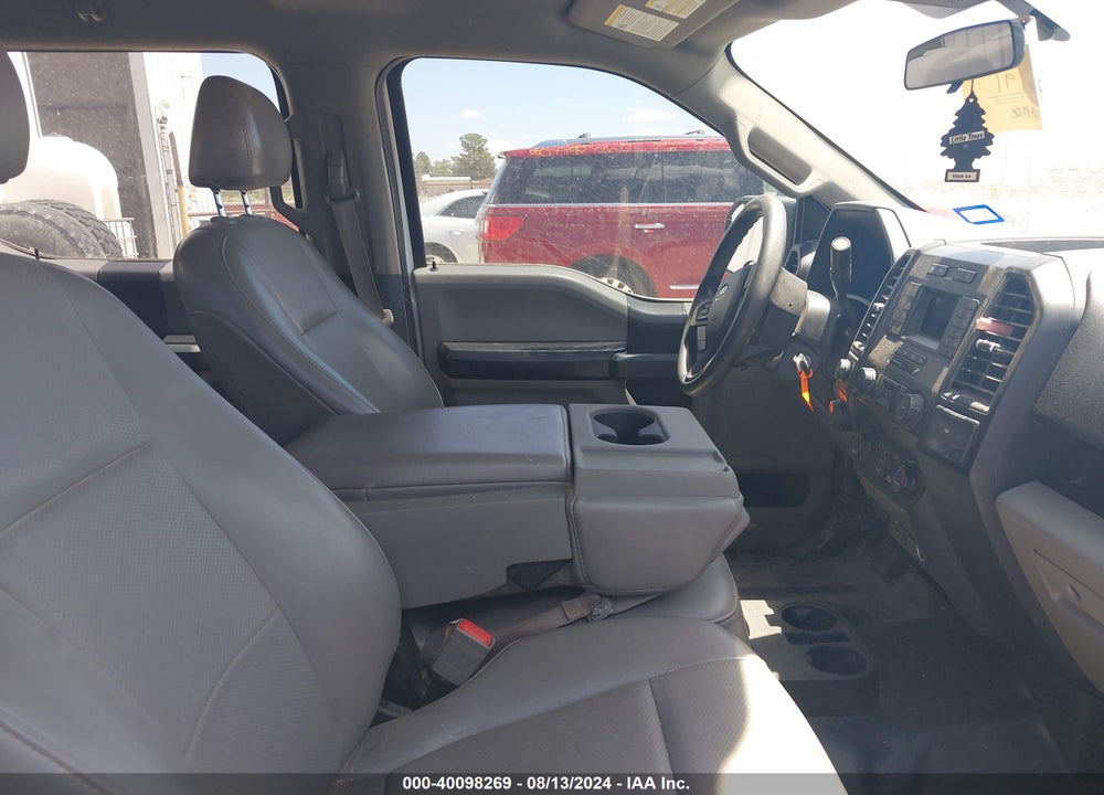 2019 FORD F-150 XL VIN: 1FTFW1E57KKE33079