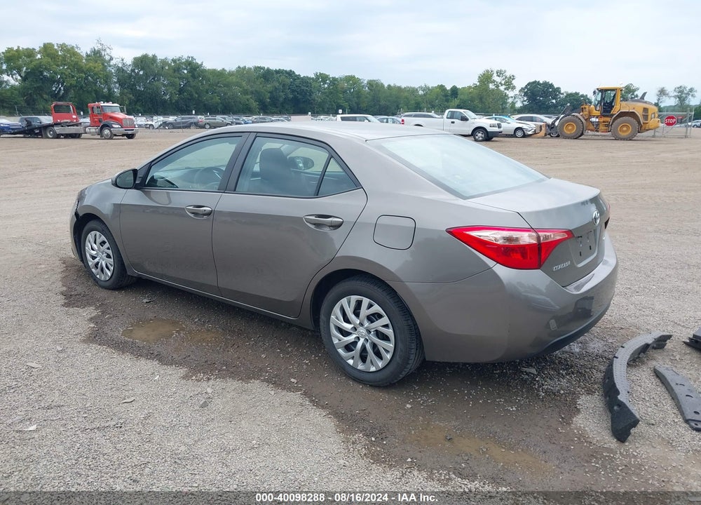 2019 TOYOTA COROLLA LE VIN: 2T1BURHE8KC128402