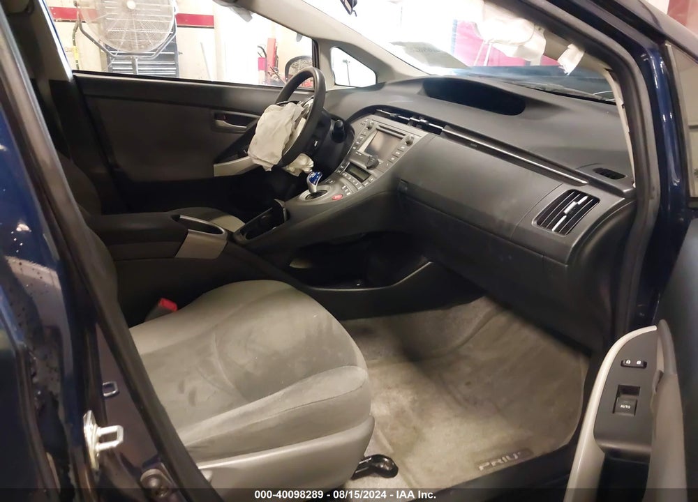 2013 TOYOTA PRIUS THREE VIN: JTDKN3DU5D1616690